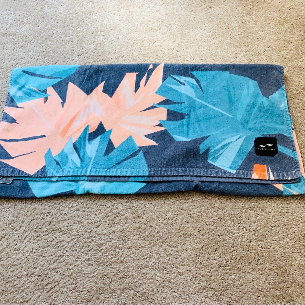 Slowtide large beach towel